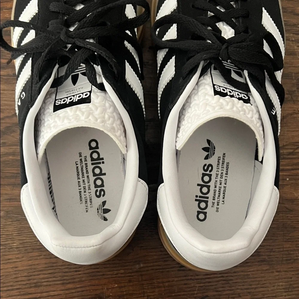 Adidas Gazelle Women's Black and White Sneakers - Picture 5 of 6